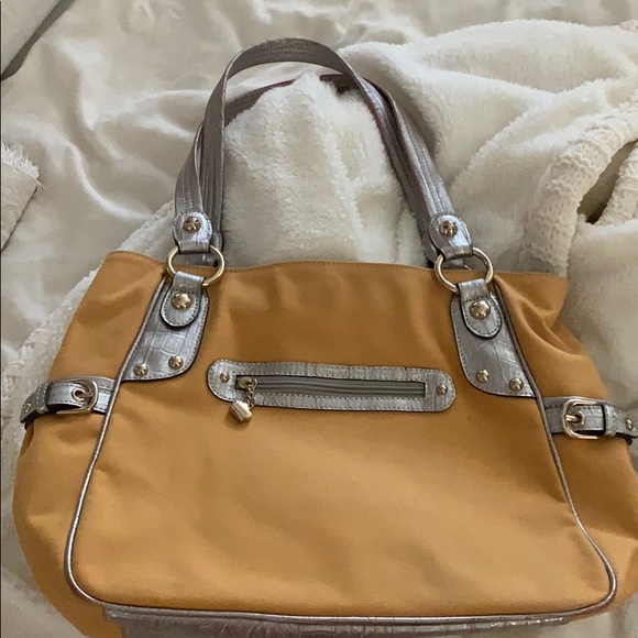 Kathy Van Zeeland Handbag - Picture 3 of 16